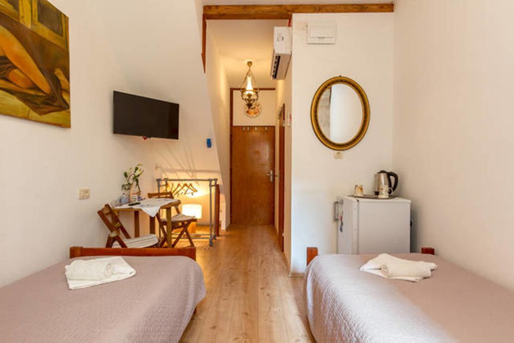 Apartments Emperor Oasis Split Extérieur photo