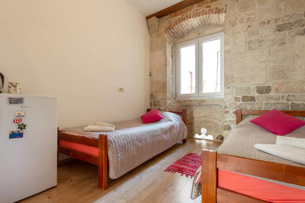 Apartments Emperor Oasis Split Extérieur photo